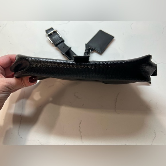 Gently used Dolce & Gabbana Miss Romantique Patent Leather Clutch D&G Black - Picture 11 of 13